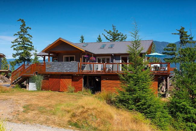2016 Mount Artaban Road, House other with 2 bedrooms, 2 bathrooms and null parking in Gambier Island BC | Image 2