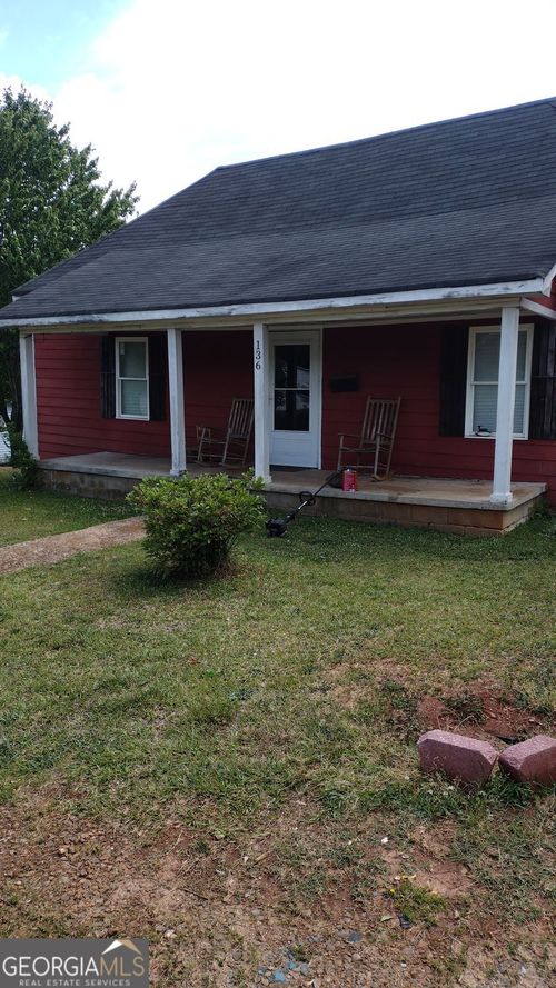 136 Hill St, Commerce, GA, 30529-1834 | Card Image
