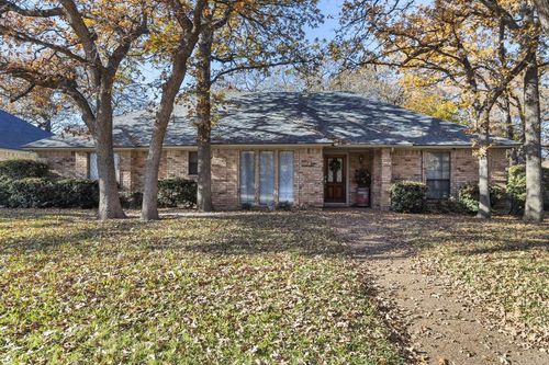 2040 Spinnaker Lane, Azle, TX, 76020 | Card Image