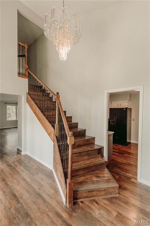 20055 Simmons Rd, Waynesville, MO, 65583-3321 | Card Image