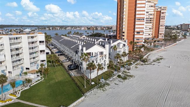APT-225 - 17960 Gulf Blvd, Townhouse with 5 bedrooms, 4 bathrooms and null parking in REDINGTON SHORES FL | Image 76