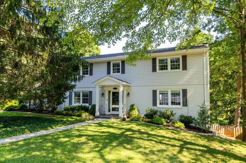 3525 Kenwick Trl, Roanoke, VA, 24018-4910 | Card Image