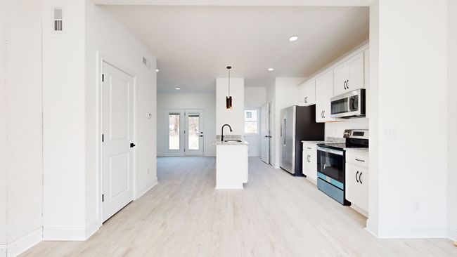 312 Second St, House other with 3 bedrooms, 3 bathrooms and null parking in Guthrie KY | Image 6