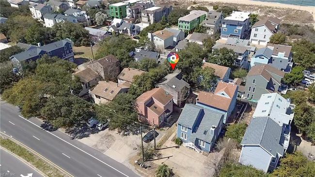 2568 Shore Dr, House attached with 3 bedrooms, 2 bathrooms and null parking in Virginia Beach VA | Image 33