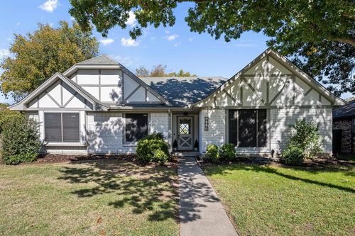 1561 Winter Park Ln, Lewisville, TX, 75077-2406 | Card Image