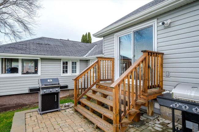 798 Simcoe St, House other with 3 bedrooms, 1 bathrooms and 4 parking in Bridgenorth ON | Image 28
