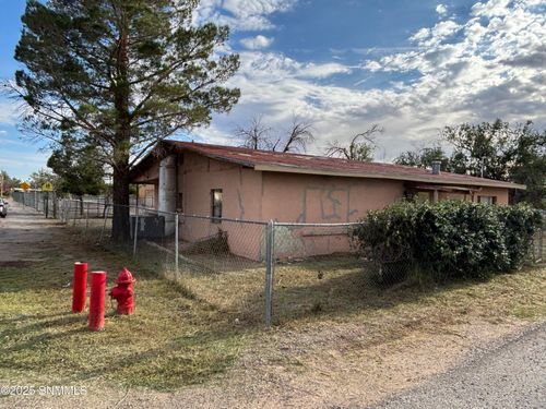 290 Florida St, La Mesa, NM, 88044-9400 | Card Image