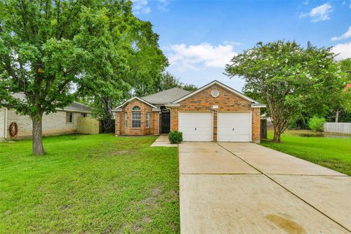 10534 Twin Circles Dr, Montgomery, TX, 77356-4789 | Card Image
