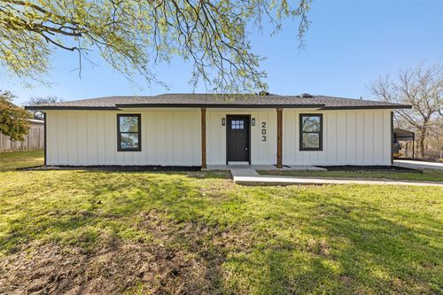 203 Redbird Ct, Joshua, TX, 76058-5570 | Card Image