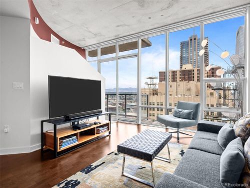 2303-891 14th St, Denver, CO, 80202-3256 | Card Image