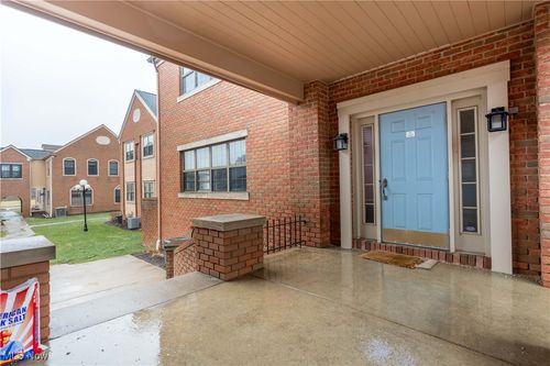 147 Wilbur Dr Ne, North Canton, OH, 44720-8691 | Card Image