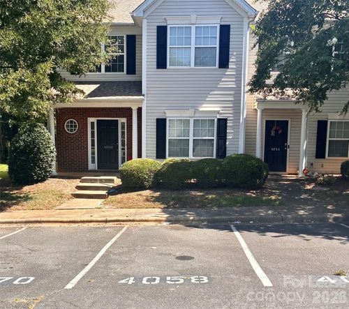4058 Glenlea Commons Dr, Charlotte, NC, 28216-9515 | Card Image