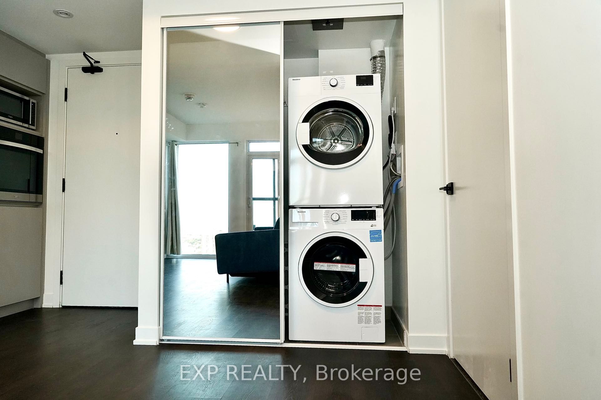 Residential Lease in Toronto C08 2