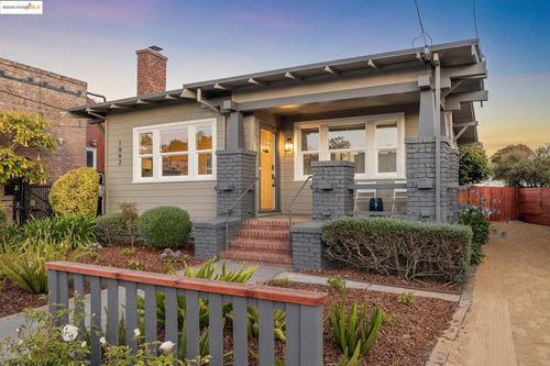 1092 Dwight Way, Berkeley, CA, 94710-2538 | Card Image