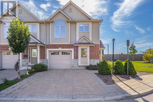 2-3399 Castle Rock Place, London South (South W), ON, N6L0C8 | Card Image