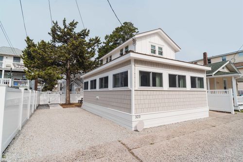 rear-cottage-323 Ocean Ave, Ocean City, NJ, 08226 | Card Image