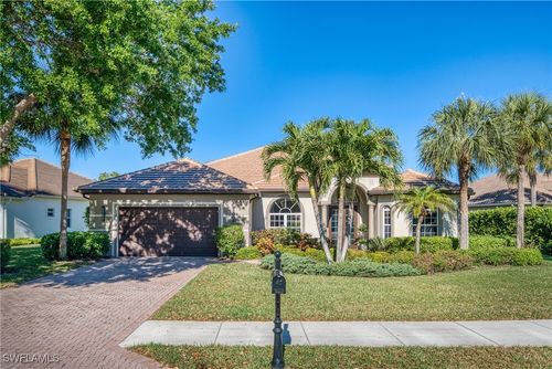 379 Cypress Way W, NAPLES, FL, 34110-1129 | Card Image