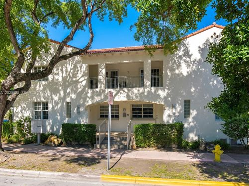 1438 Meridian Ave, Miami Beach, FL, 33139 | Card Image