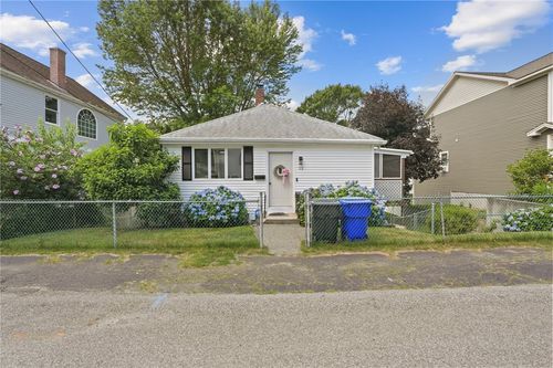 12 Elmore Ave, North Providence, RI, 02911-1005 | Card Image