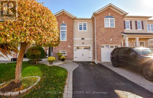 17-800 W Ridge Blvd, Orillia, ON, L3V0A1 | Card Image