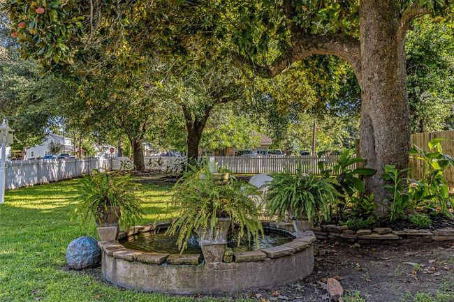 Beautiful corner lot consists of Lot 1-3, Pt 4 in Range 2. | Image 23