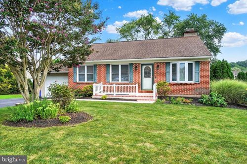 355 Edgewood Road, YORK, PA, 17402 | Card Image