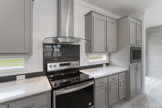 28 Devin Dr, Home with 3 bedrooms, 2 bathrooms and null parking in Murphy NC | Image 9