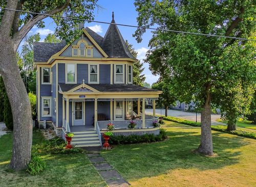 303 Esson Farm Rd, Grant Park, IL, 60940-7008 | Card Image