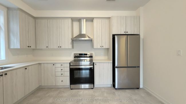 1546 Moonseed Pl, House attached with 3 bedrooms, 3 bathrooms and 1 parking in Milton ON | Image 11