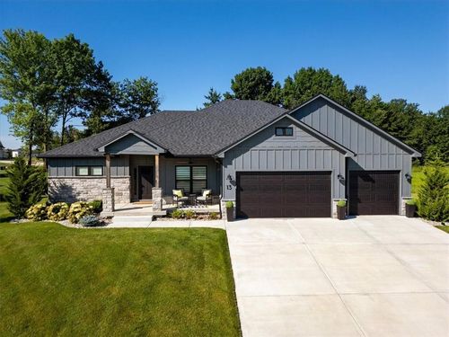 13 Tahoma Rdg, Lake Winnebago, MO, 64034-7822 | Card Image
