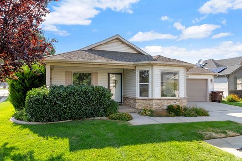4623 Blossom Gln, Roy, UT, 84067-3666 | Card Image