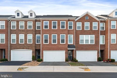 42237 Lancaster Woods Sq, CHANTILLY, VA, 20152-5980 | Card Image