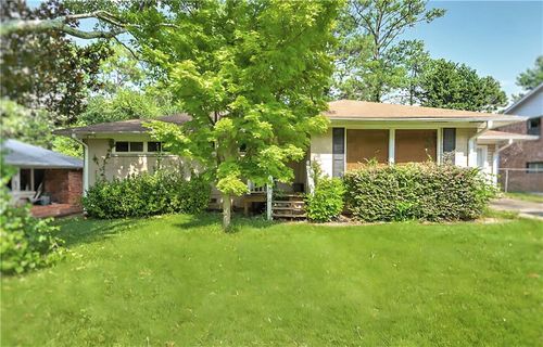 2735 Spring Dr Se, Smyrna, GA, 30080-2535 | Card Image