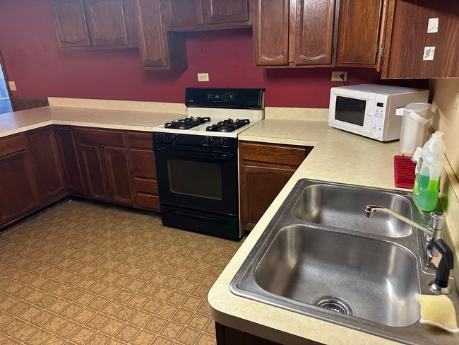 27125 N Williams Park Rd, House other with 4 bedrooms, 4 bathrooms and 2 parking in Wauconda IL | Image 15