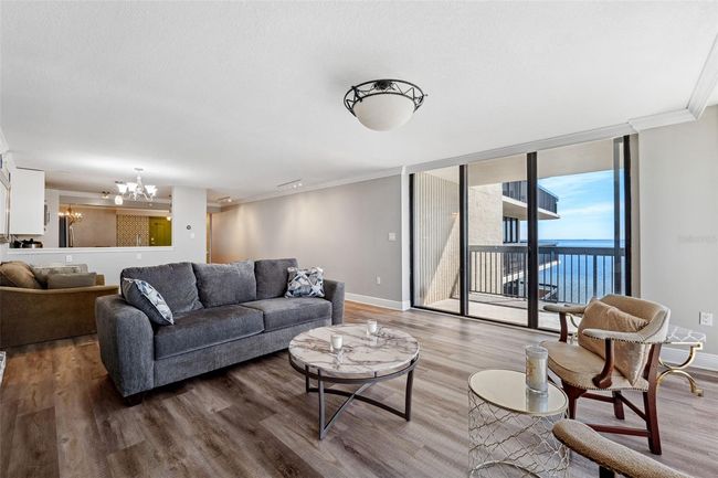 UNIT-1004 - 2413 Bayshore Blvd, Condo with 2 bedrooms, 2 bathrooms and null parking in TAMPA FL | Image 4