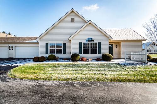 135 Village Court, Columbiana, OH, 44408 | Card Image