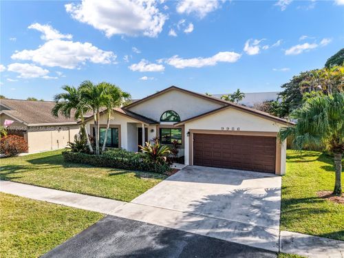 9986 Nw 52nd St, Sunrise, FL, 33351-4753 | Card Image