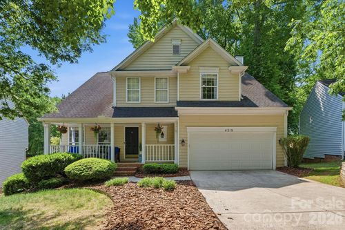 4219 Beauvista Dr, Charlotte, NC, 28269-1094 | Card Image