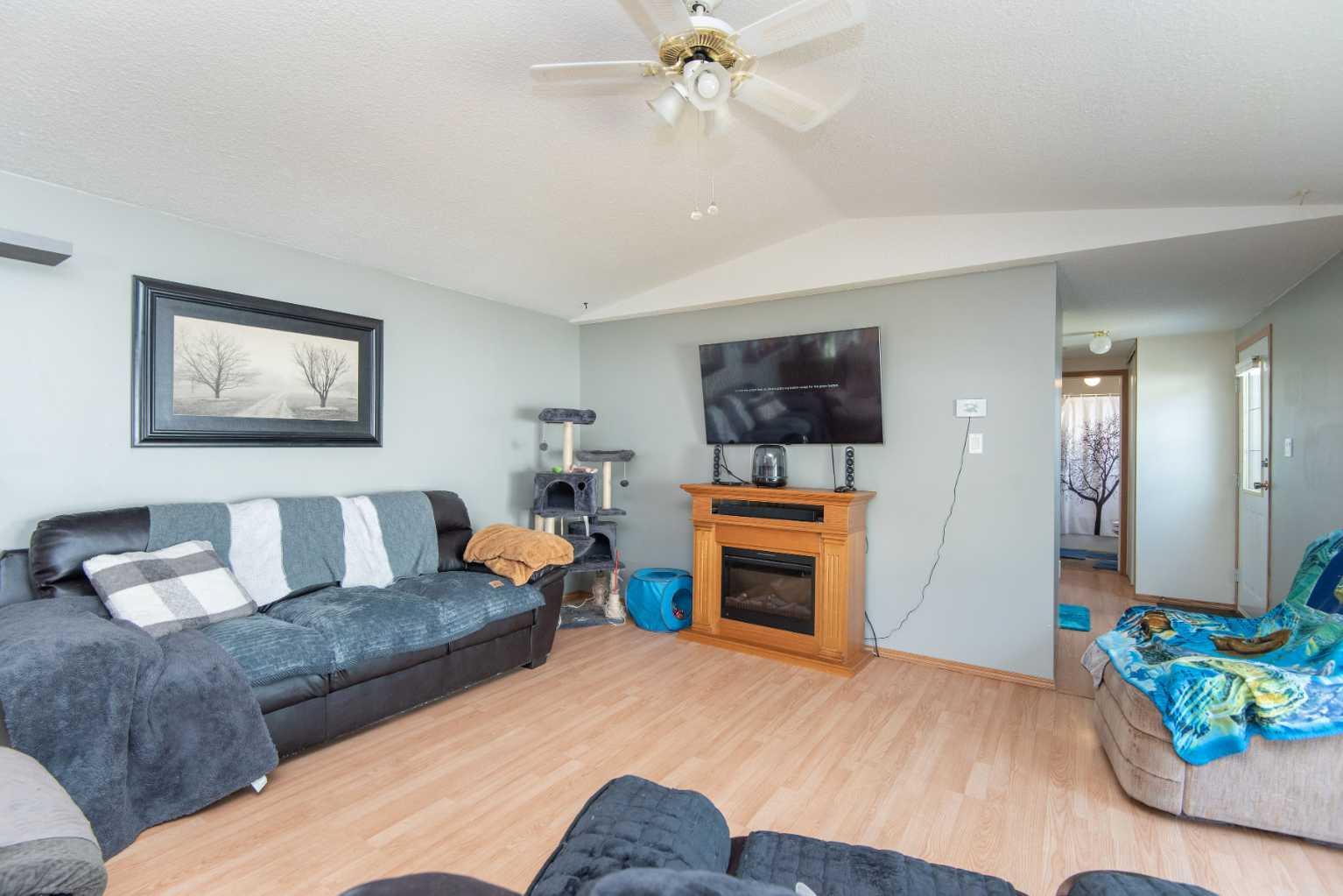 Residential in Rural Red Deer County 5