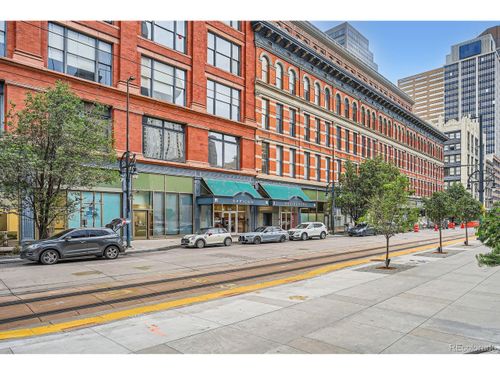 apt-304-1555 California St, Denver, CO, 80202-4275 | Card Image