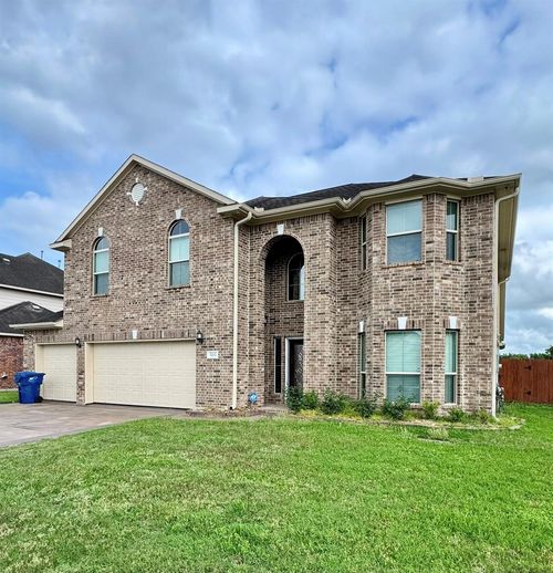 3212 El Camino St, Bay City, TX, 77414-2908 | Card Image
