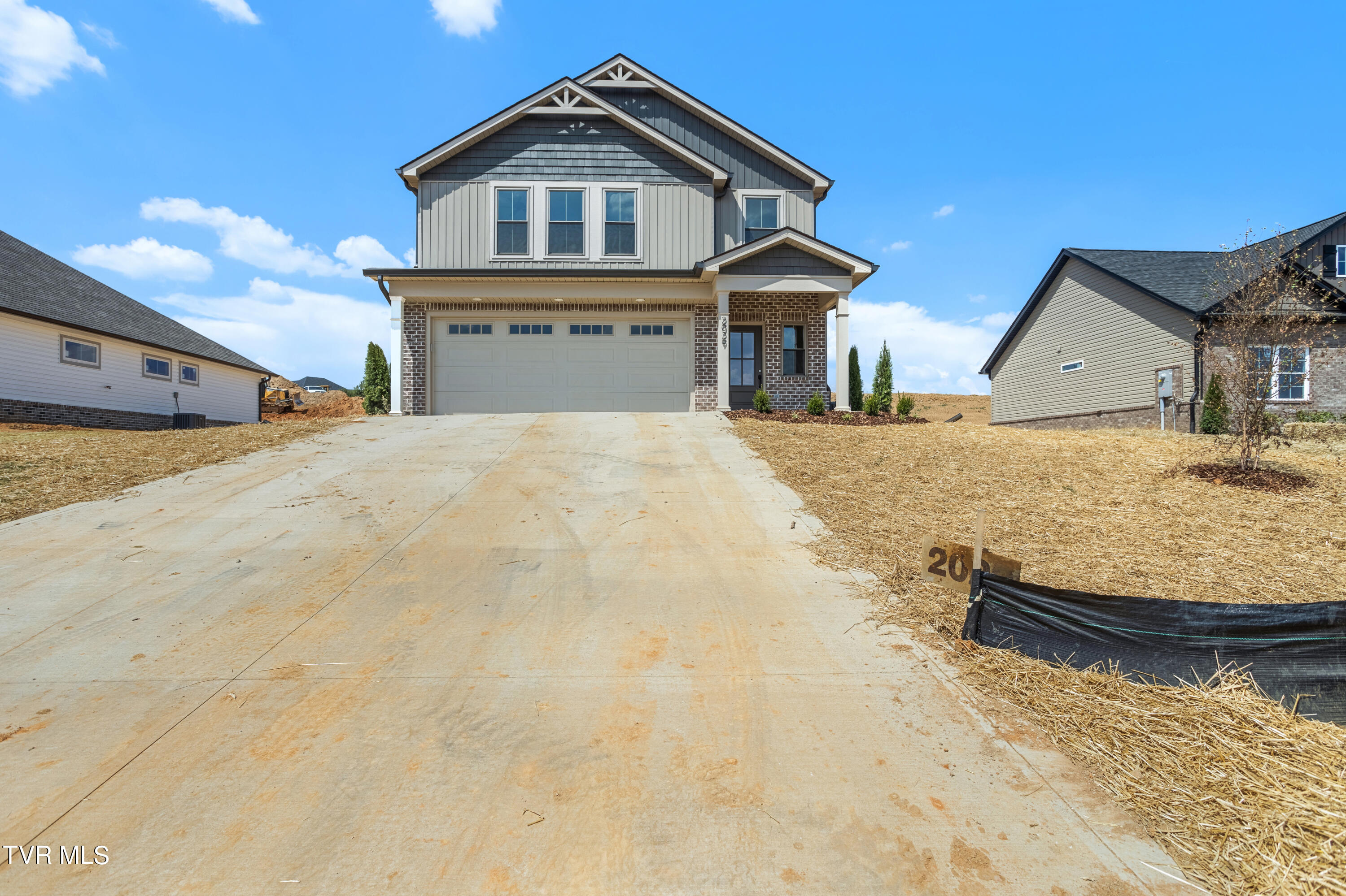 Presley Xing, Jonesborough, TN 37659