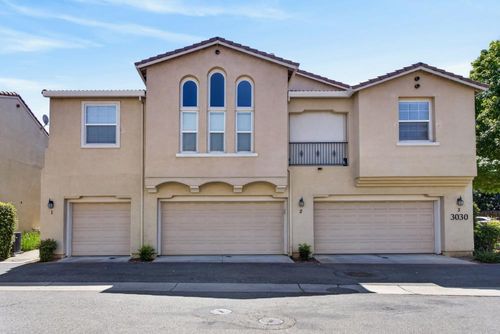 2-3030 Sierra View Cir, Lincoln, CA, 95648-7405 | Card Image
