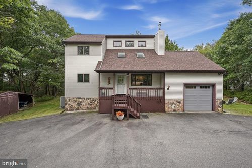 1298 Glade Dr, Long Pond, PA, 18334-7905 | Card Image