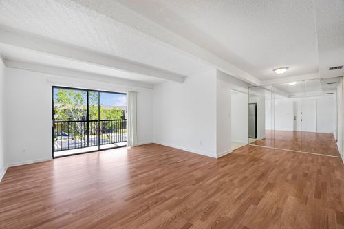 apt-107-1325 S Flagler Ave, Pompano Beach, FL, 33060-8673 | Card Image