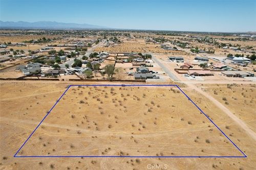 29 Little Beaver Rd, Apple Valley, CA, 92307 | Card Image