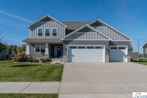15 Prairie Ct, North Mankato, MN, 56003-7500 | Card Image