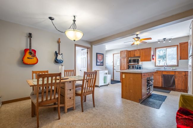 445 Alfred St, House other with 4 bedrooms, 2 bathrooms and 3 parking in Kingston ON | Image 13
