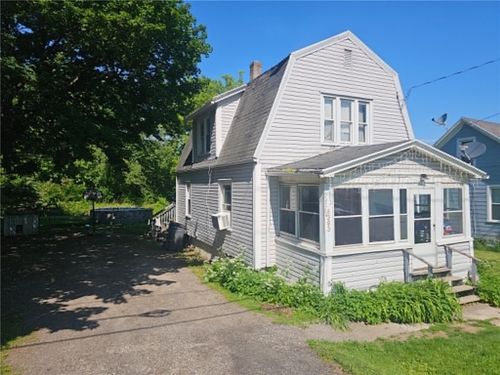 6393 E Townline Rd, Williamson, NY, 14589-9709 | Card Image
