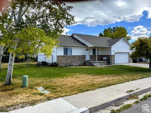 1245 W 1000 S, Payson, UT, 84651-8635 | Card Image